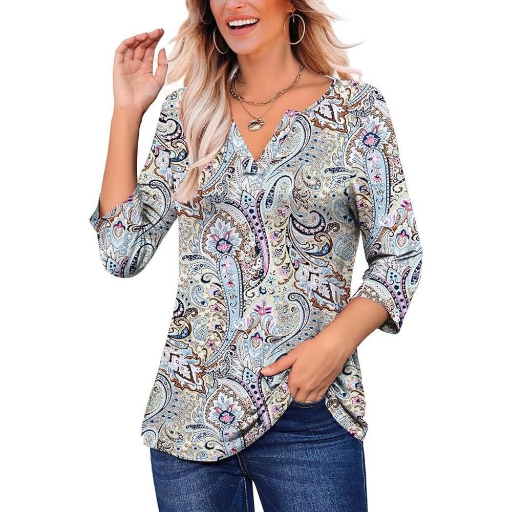 LIENRIDY Plus 3/4 Sleeve V-Neck Top in Multi, Size 2X​​​​